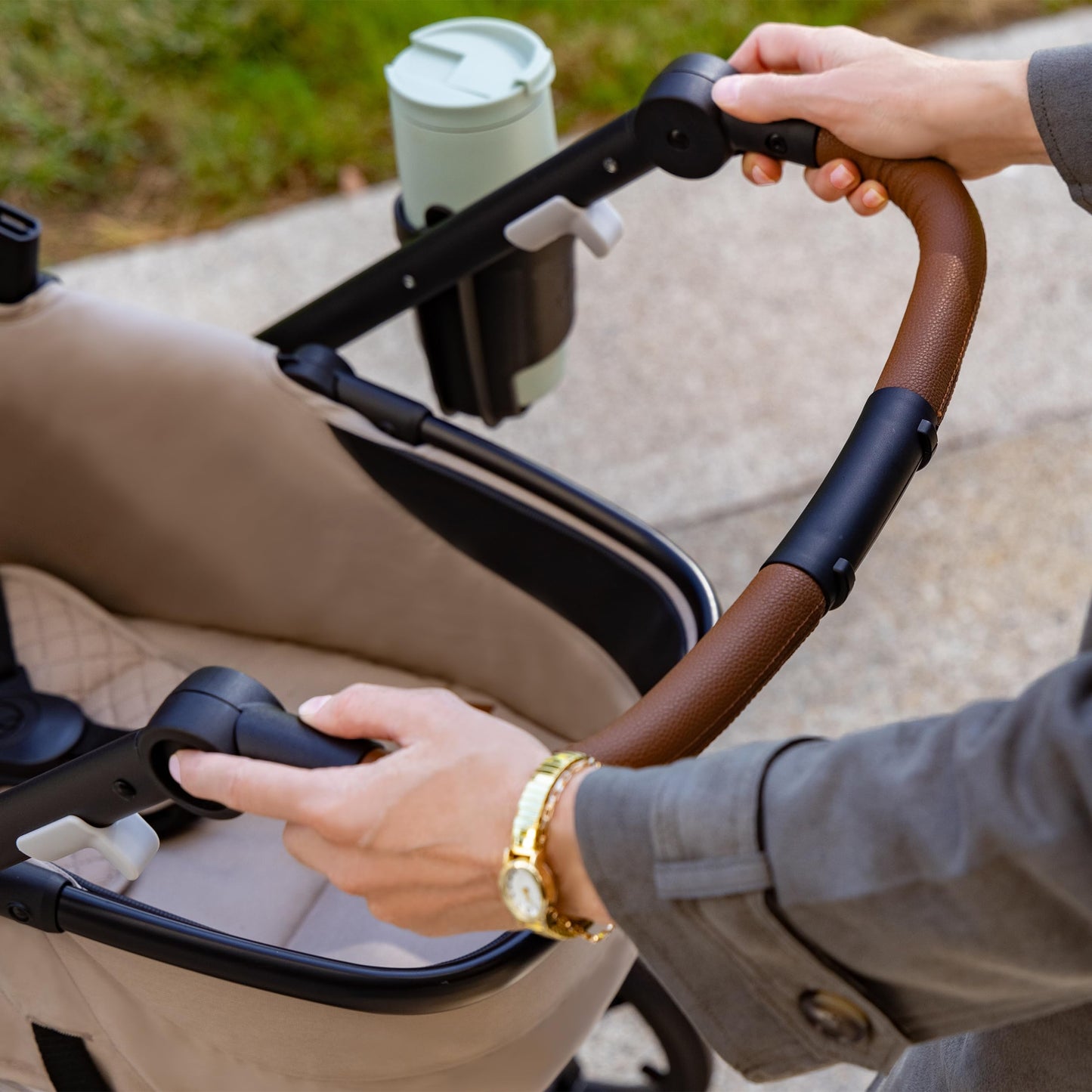 Evenflo Shyft Intuiti+ Stroller with Green & Gentle Fabric (Quartz)