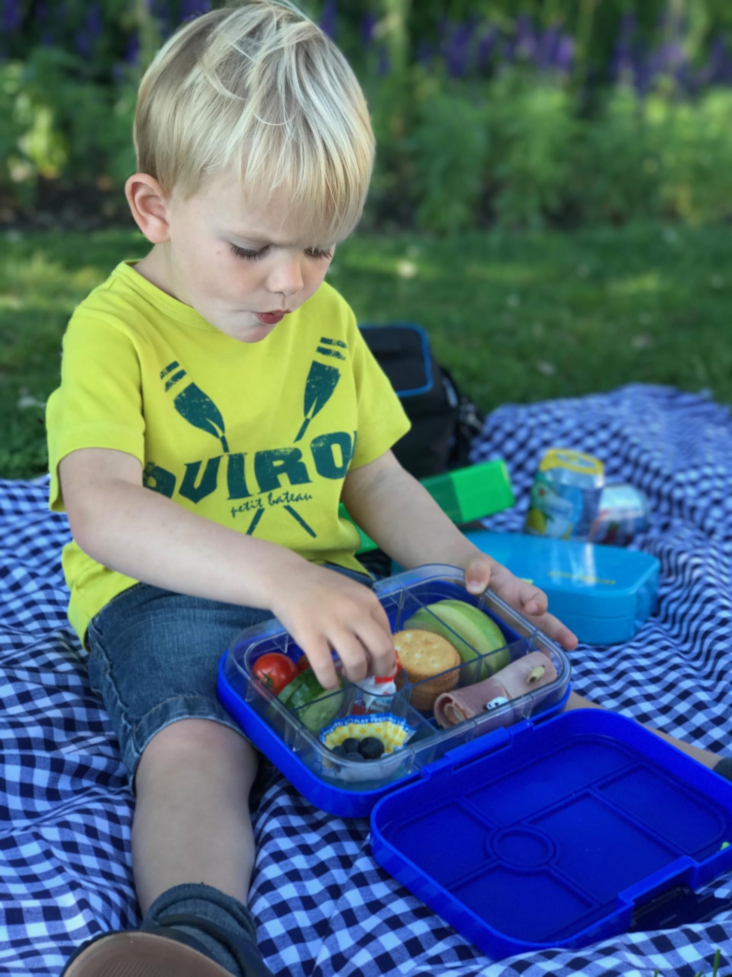 Yumbox Original Leakproof Bento Lunch box for Kids, 5 Compartments + Dip Well, Easy-Open Latch, Just Right Portions, Removable Illustrated Tray (Surf Blue Funny Monsters), Ages 3-7