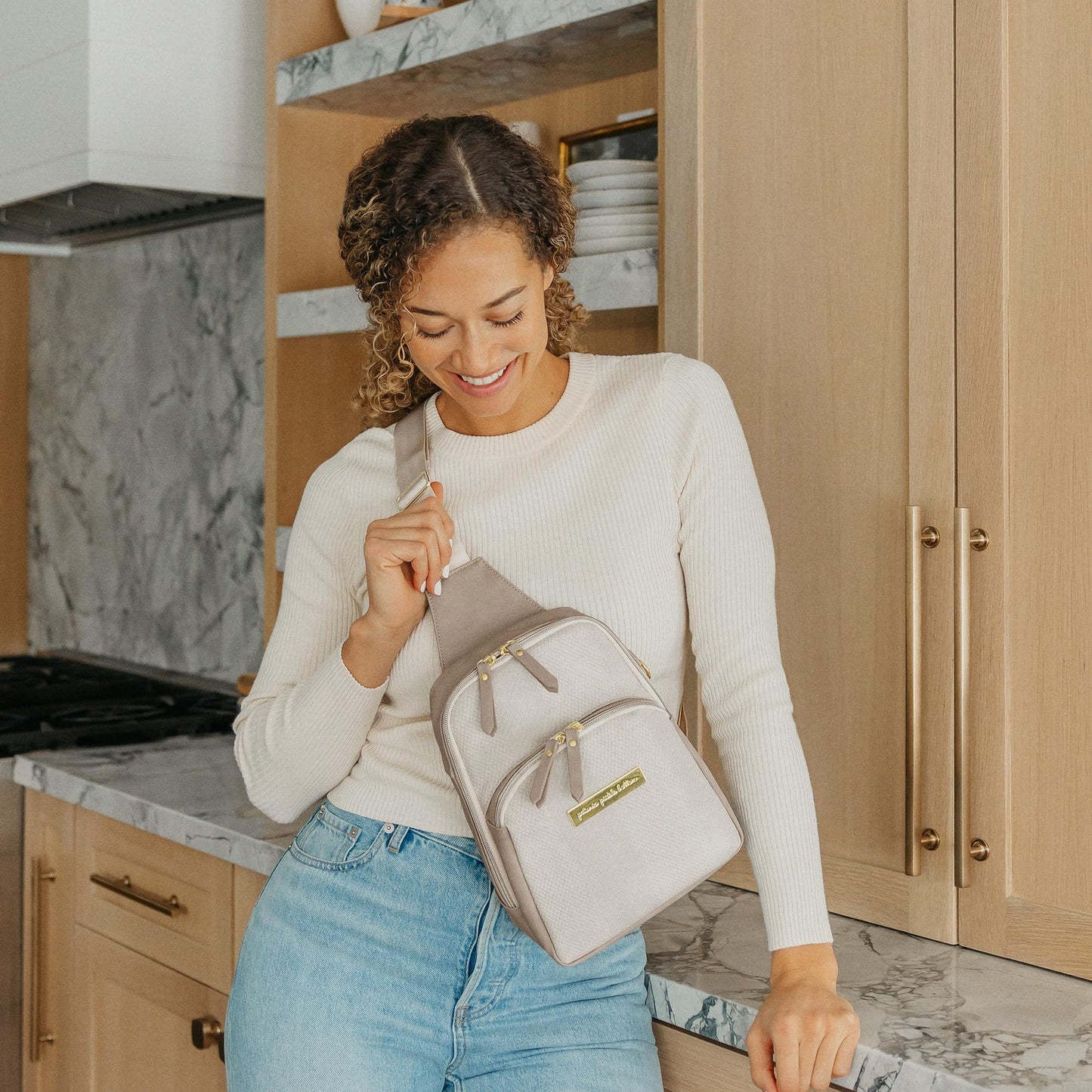 Petunia Pickle Bottom Criss-Cross Sling Bag, Crossbody for Women and Men, Adjustable Straps for a Custom-Fit, Spacious Main Pocket, Perfect for Travel & Everyday Use (Grey Matte Cable Stitch)