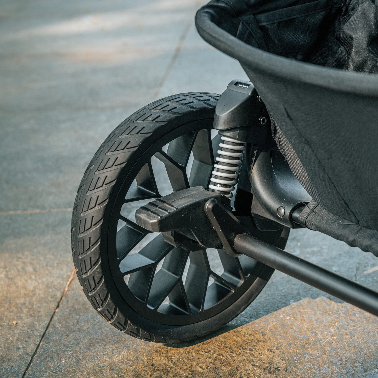 Chicco Corso Primo Modular Quick-Fold Stroller with Infant Car Seat Adapter, for Newborns and Toddlers | Summit/Grey