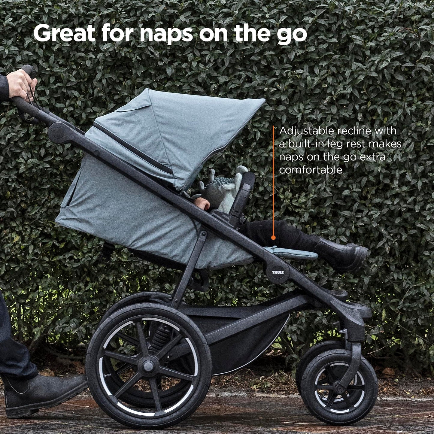 Thule Urban Glide 4-Wheel Single Child All-Terrain Stroller, Full-Suspension System, Air-Filled Tires, Upright seat with Adjustable Recline and Built-in Leg Rest, Baby Stroller